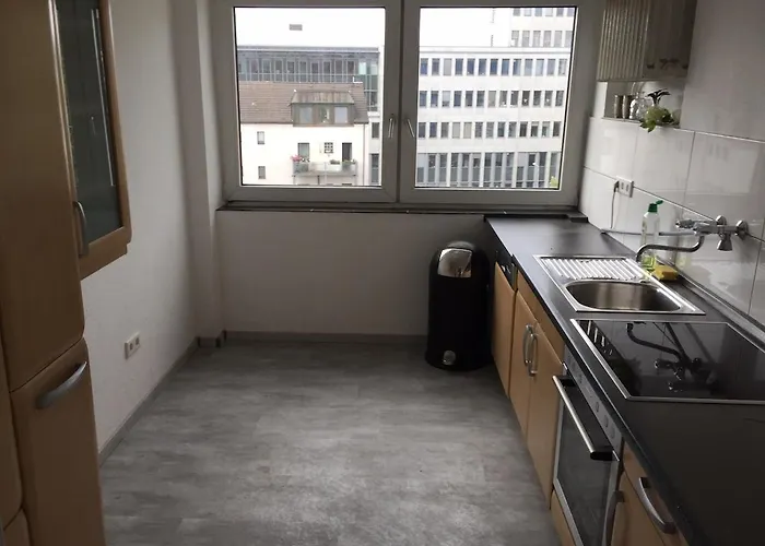 Grosse Am Hbf-vorplatz * Duisburg